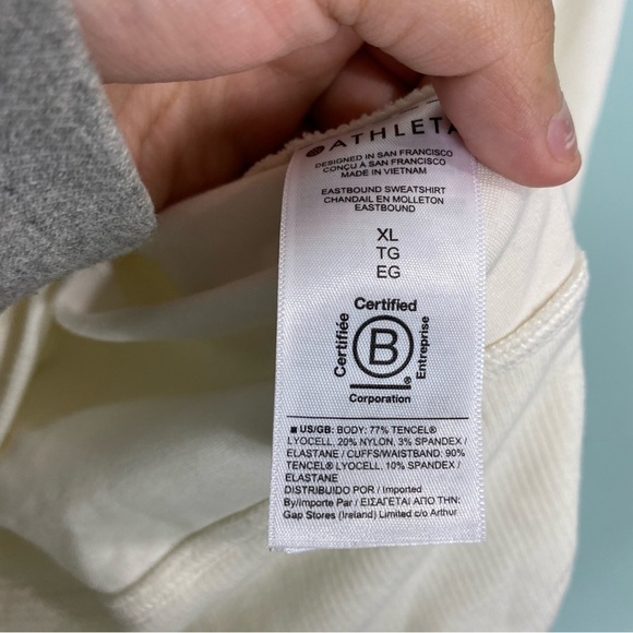 Athleta Eastbound‎ Sweatshirt Ivory Creme Sz XL Sweater 986965 - Picture 2 of 8